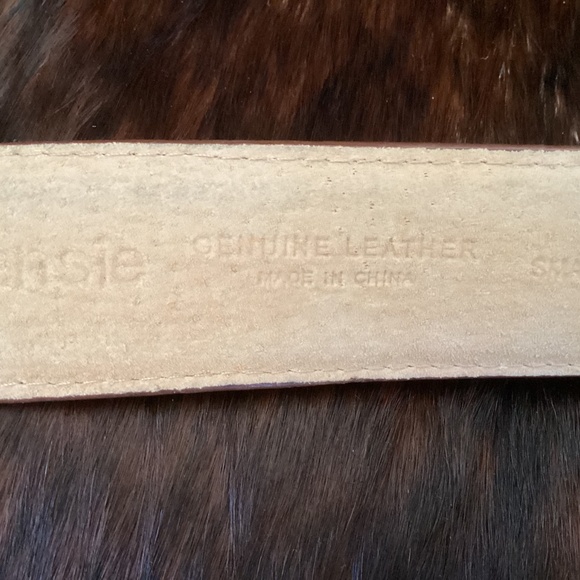 Kensie Genuine Leather Peace Sign Belt - Picture 6 of 10